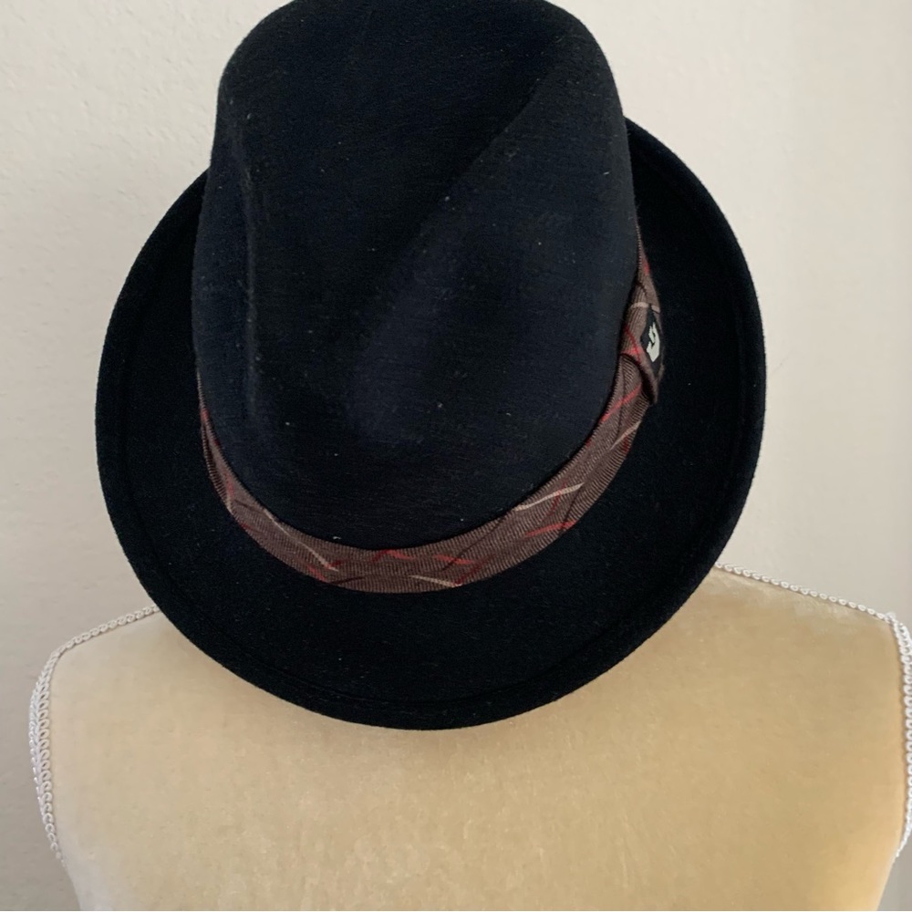 Goorin Brothers fedora in Black  size Medium, EXCELLENT CONDITION